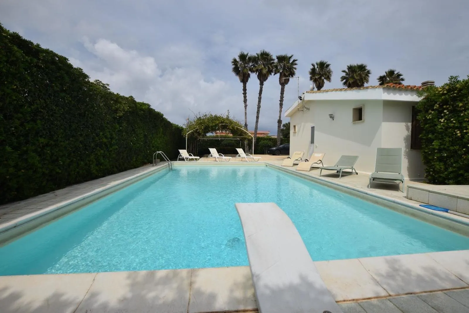 Villa Paradiso Noto 0*,